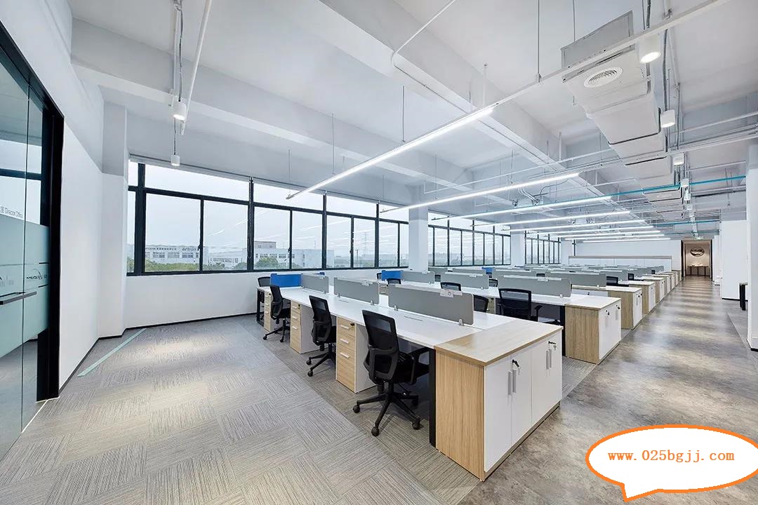 康冠辦公桌如何能隨心“折騰擺布”？